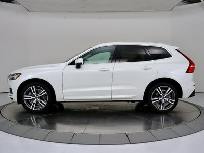 2018 Volvo XC60 T6 Momentum AWD Navigation