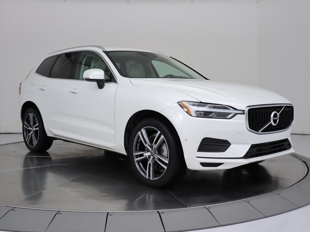 2018 Volvo XC60 T6 Momentum AWD Navigation