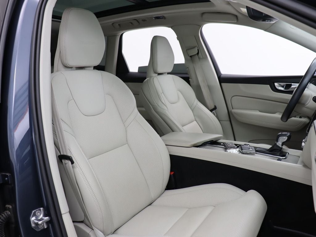 2020 Volvo XC60 T6 Inscription