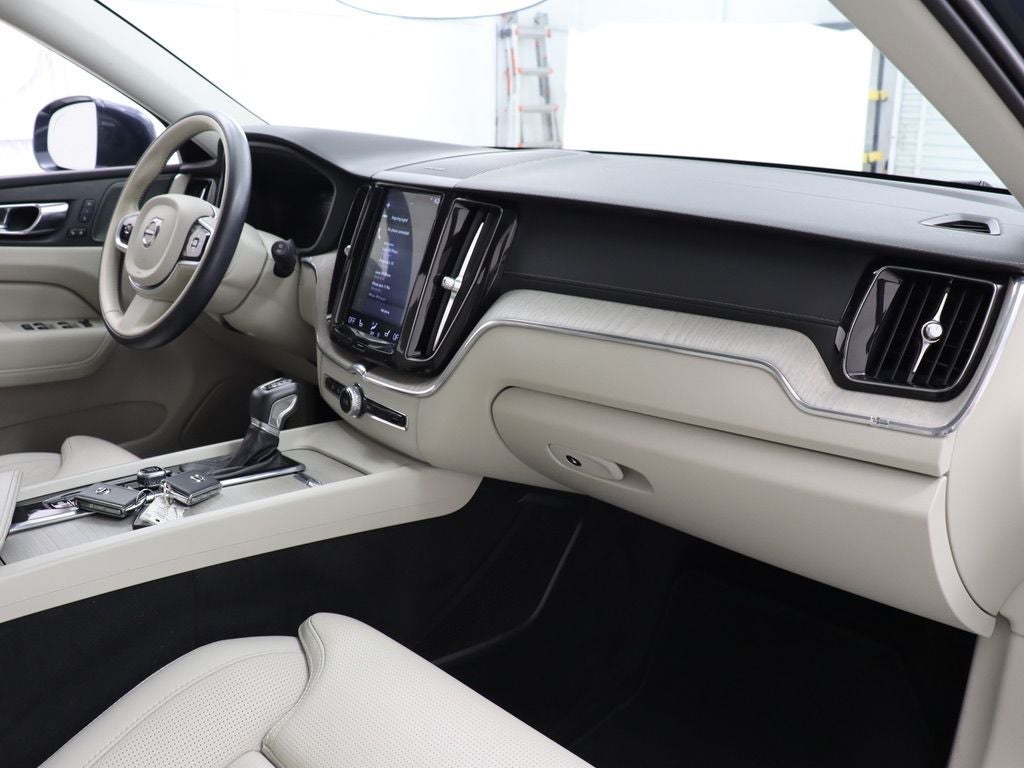 2020 Volvo XC60 T6 Inscription