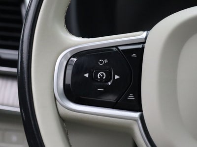 2021 Volvo XC90 Recharge Plug-In Hybrid T8 Inscription 7 Passenger