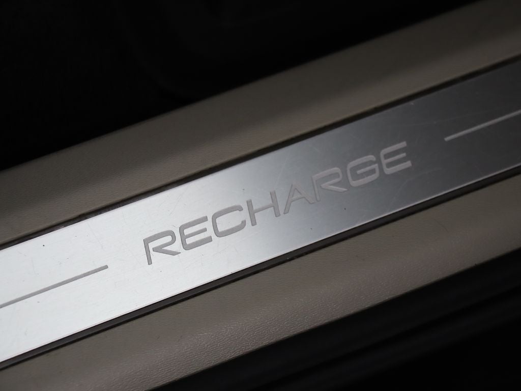 2021 Volvo XC90 Recharge Plug-In Hybrid T8 Inscription 7 Passenger
