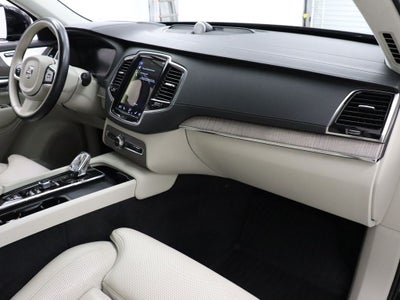 2021 Volvo XC90 Recharge Plug-In Hybrid T8 Inscription 7 Passenger