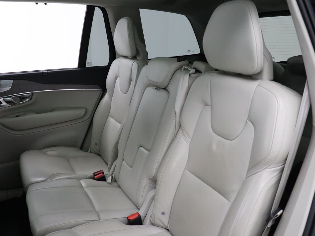 2021 Volvo XC90 Recharge Plug-In Hybrid T8 Inscription 7 Passenger