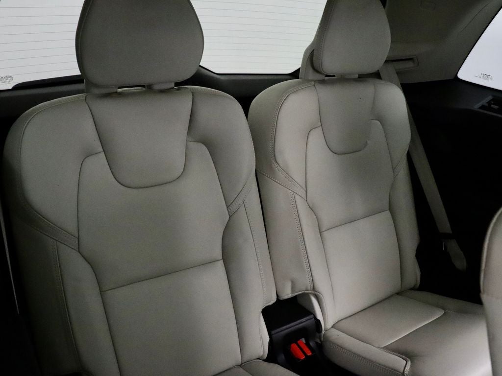 2021 Volvo XC90 Recharge Plug-In Hybrid T8 Inscription 7 Passenger