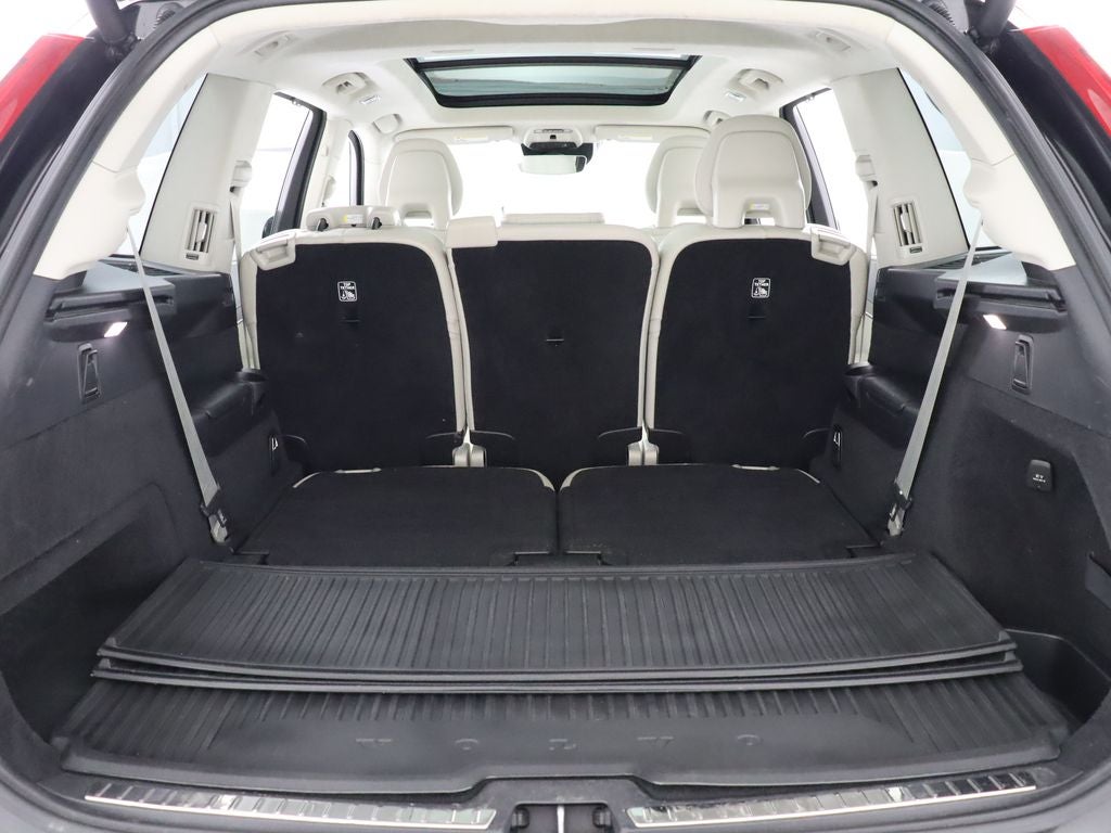 2021 Volvo XC90 Recharge Plug-In Hybrid T8 Inscription 7 Passenger